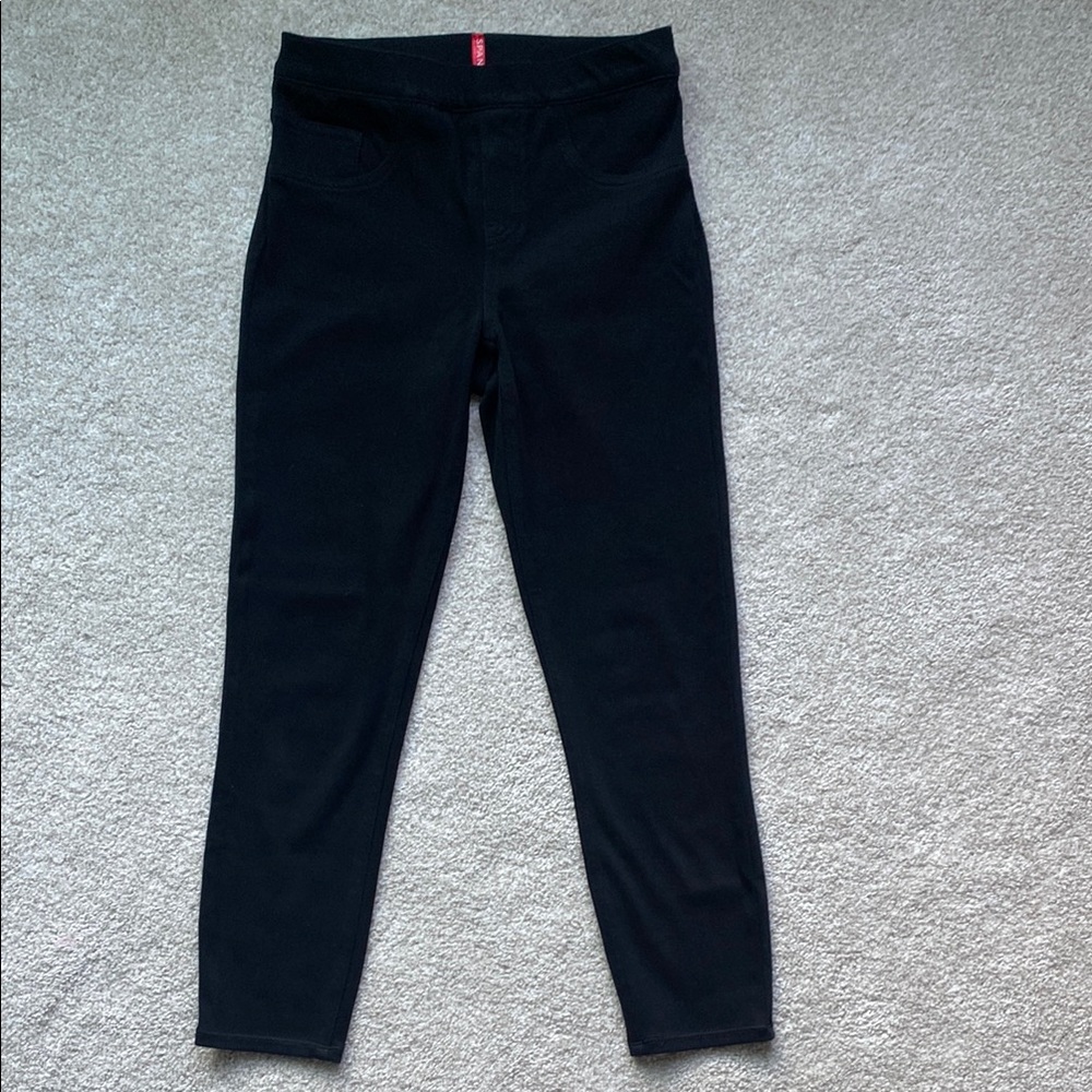SPANX Black Leggings Sleek Stretchy Design